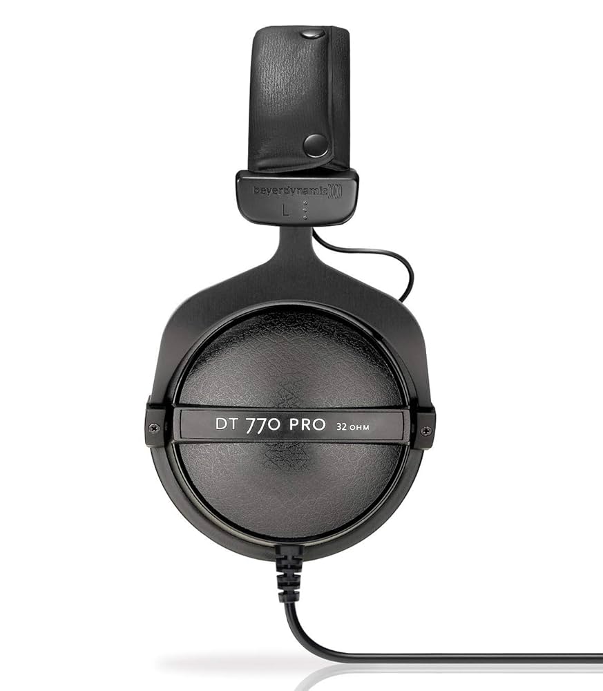beyerdynamic DT770PRO 32Ω Amazon.com: beyerdynamic DT 770 PRO 32 Ohm Over-Ear